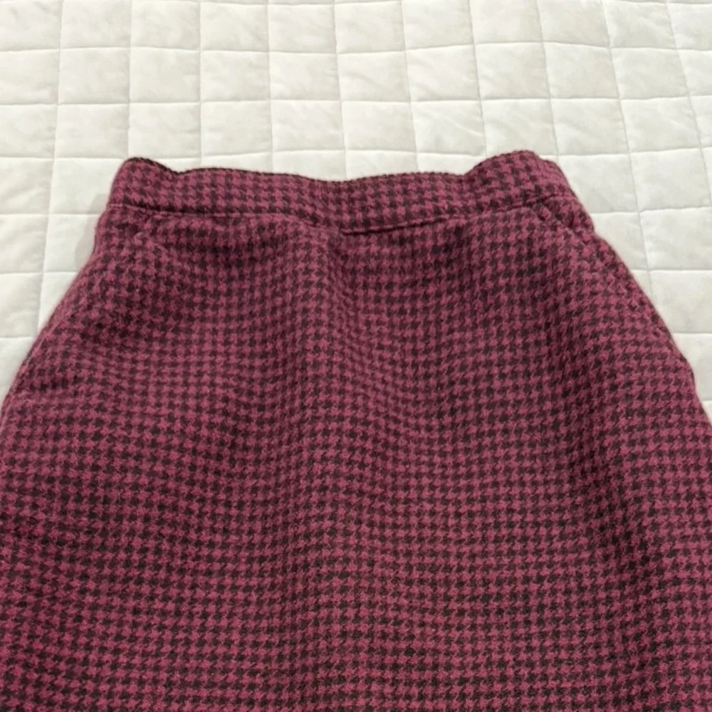 Vintage Giorgio Sant'Angelo Wool Skirt Houndstooth Red & Black/size 6